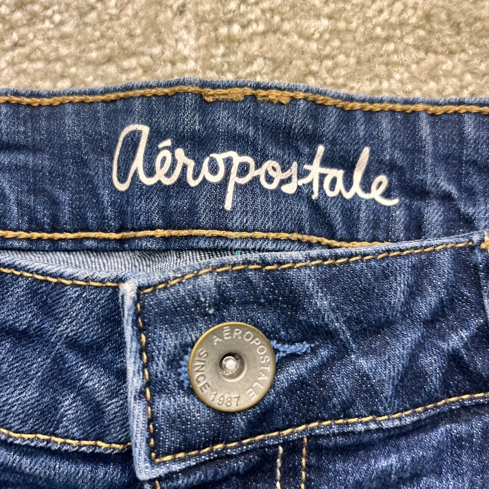 Aeropostale Womens Boyfriend Denim Shorts Dark Wash Cuffed Size 10 Stretch Blue - Picture 2 of 9